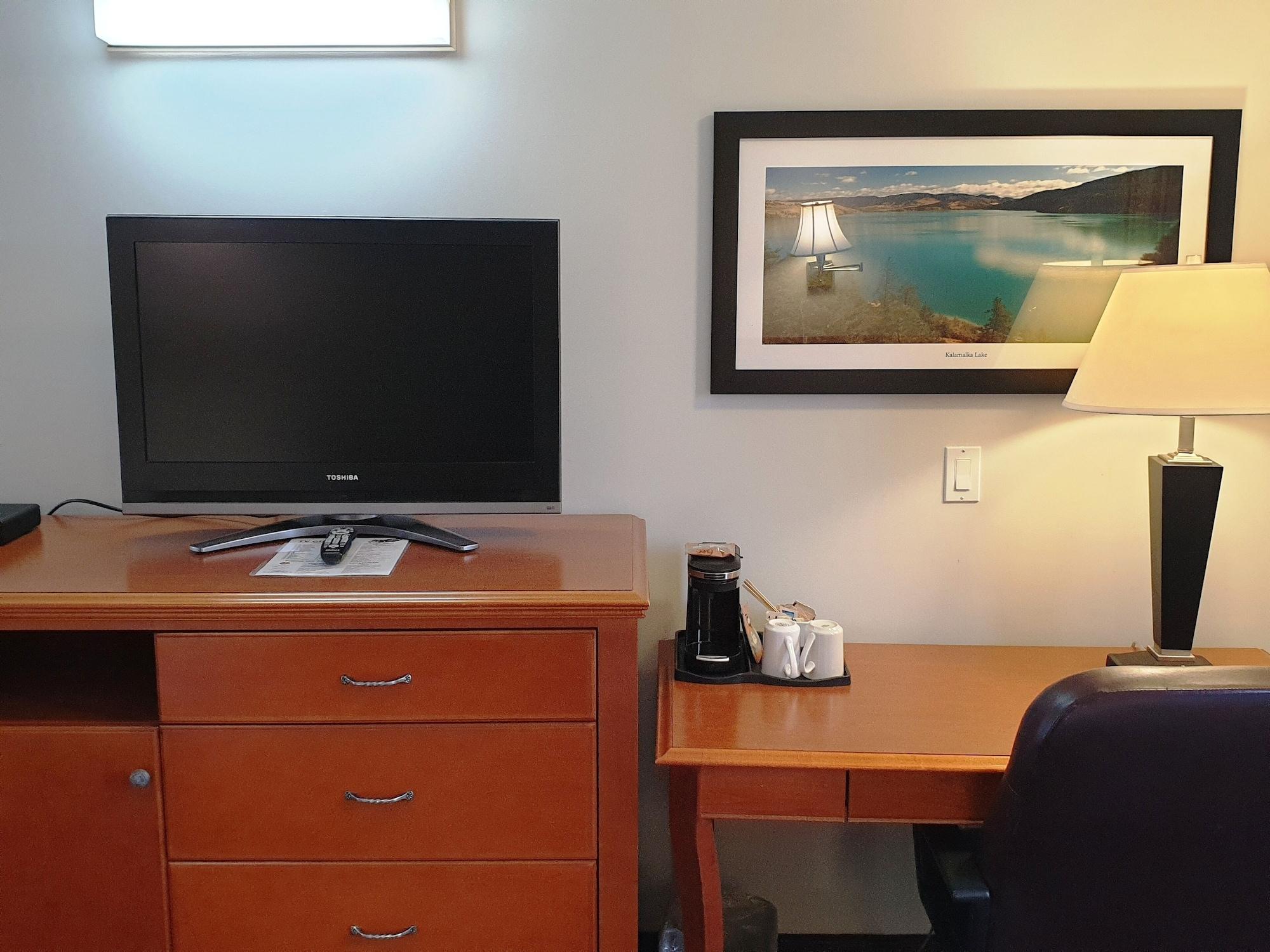 Riverland Inn & Suites Kamloops Zewnętrze zdjęcie